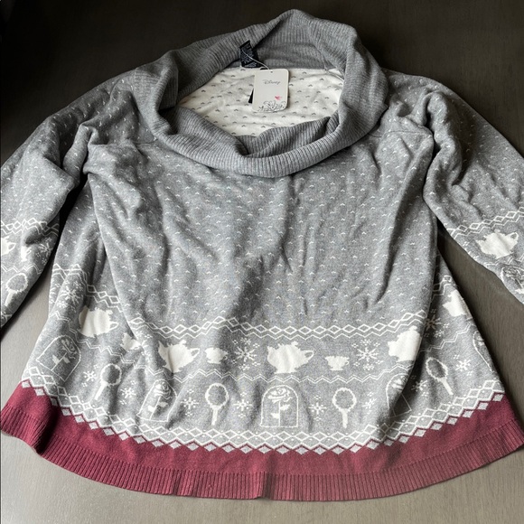 Torrid Gray and Burgundy Off-the-Shoulder Sweater flaws New Size 2X Disney Belle - Picture 11 of 13
